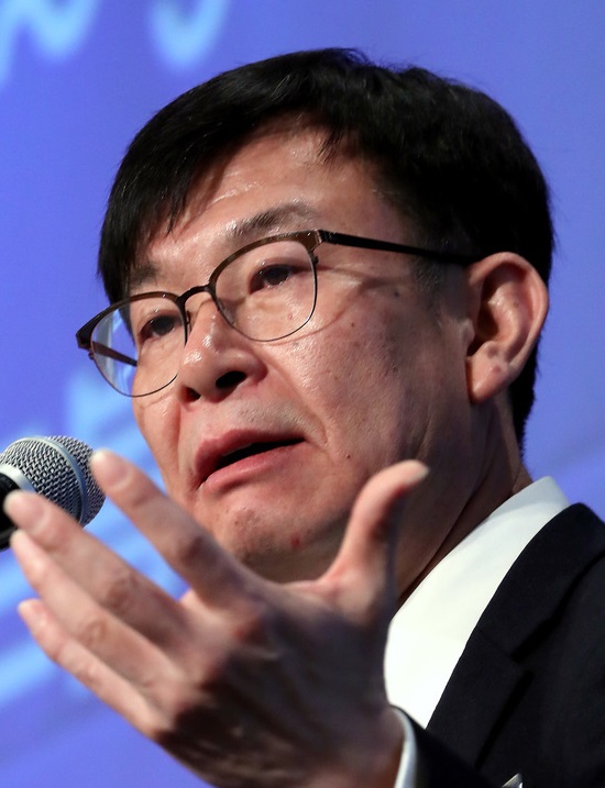 b15eb12be7408bcf059bbba984ac9be6_1576400